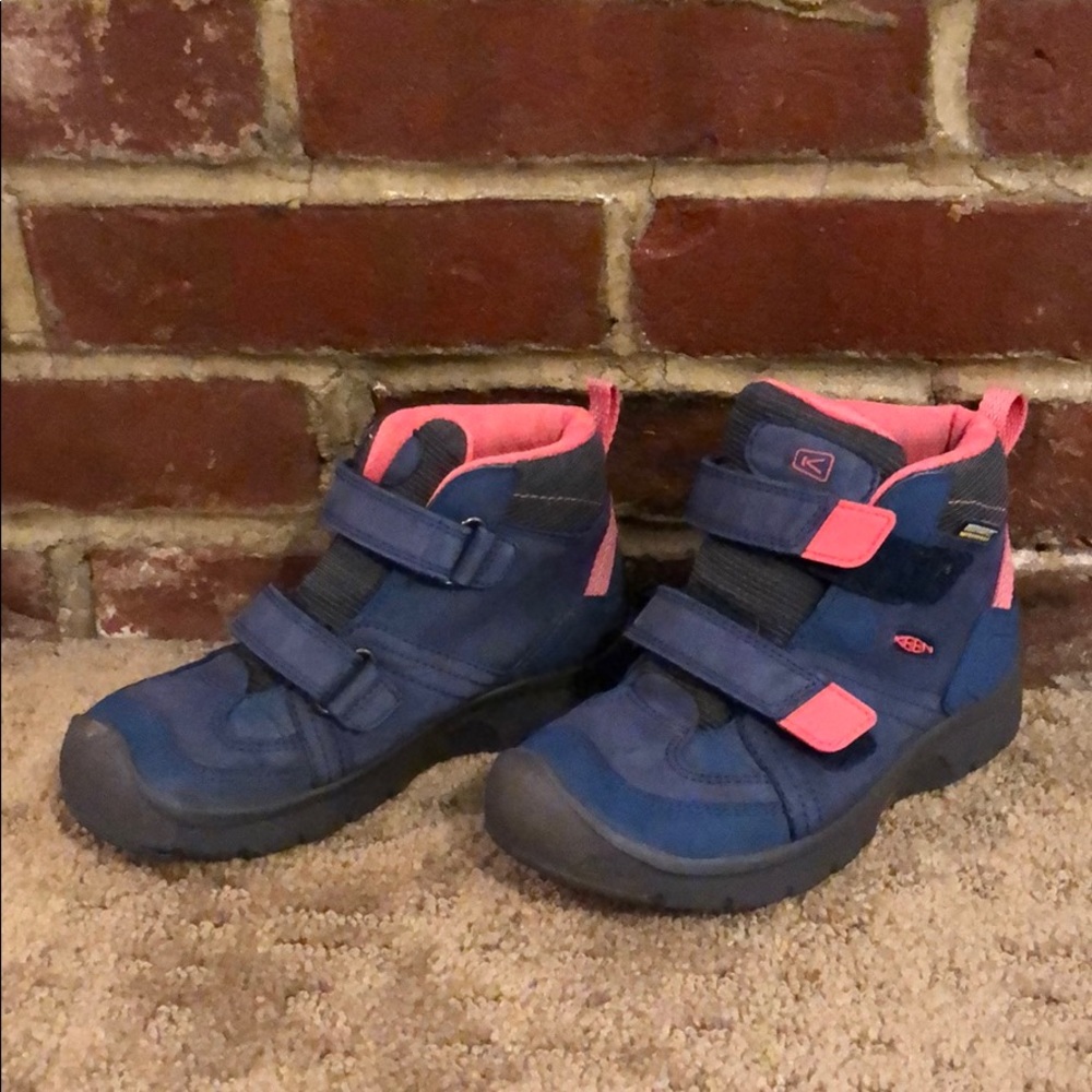 Keen Girls Waterproof Hiking Boots